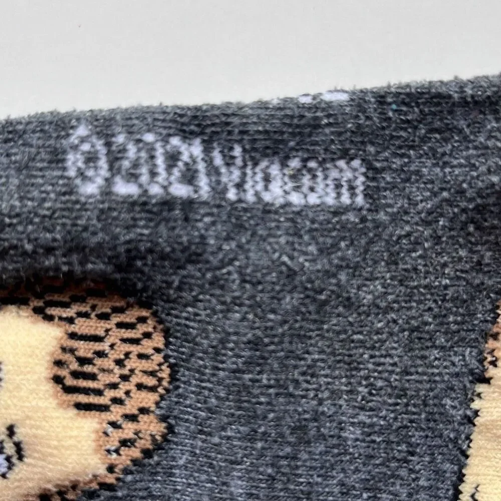Viacom excellent worn